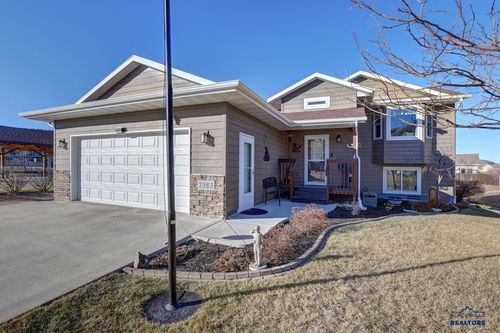 7983 Steamboat Rd, Summerset, SD, 57769-3205 | Card Image