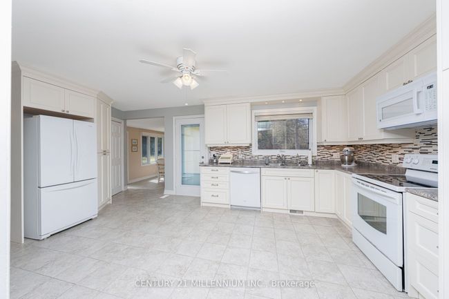 48 Credit Rd, House other with 2 bedrooms, 1 bathrooms and 7 parking in Cheltenham ON | Image 12