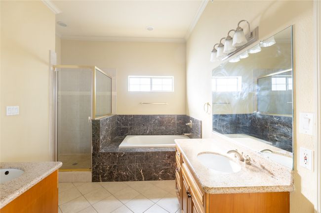 master bathroom | Image 10