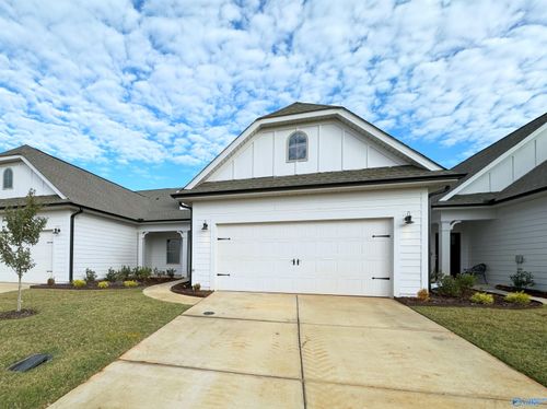 146 Little Britain St, Madison, AL, 35758-5016 | Card Image