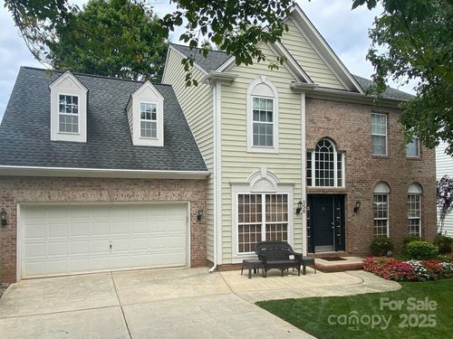 150 Coronilla Rd, Mooresville, NC, 28117-4366 | Card Image