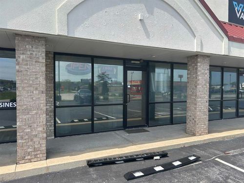 3118 Alvey Park Dr E, Owensboro, KY, 42303-2198 | Card Image