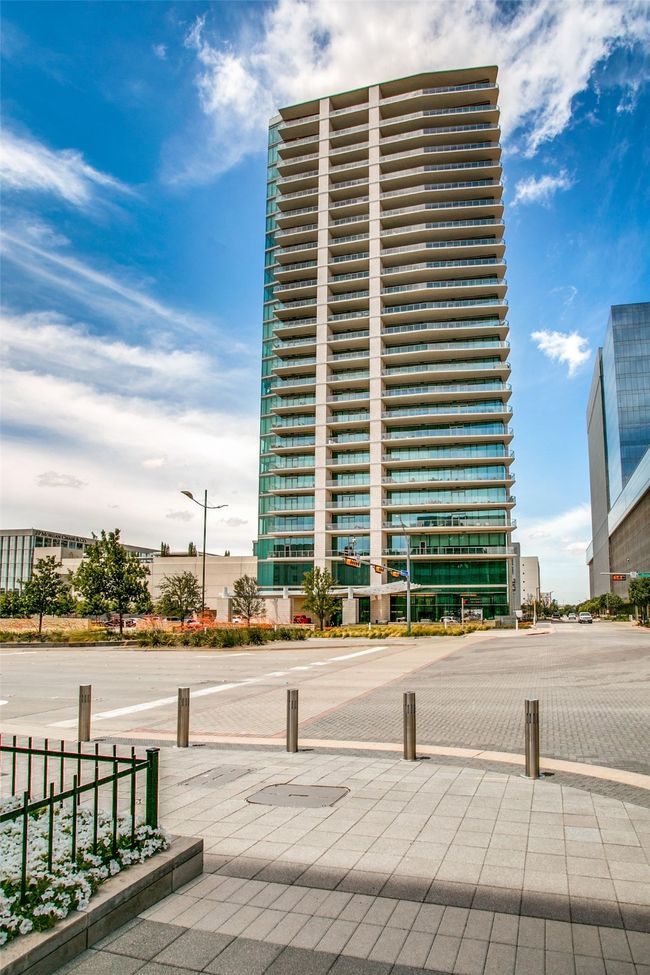 View of building exterior | Image 39