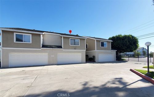 7915 Cerritos Ave, Stanton, CA, 90680-1658 | Card Image