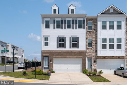 4090 Elizabeth Reed Way, Lake Ridge, VA, 22192-5493 | Card Image