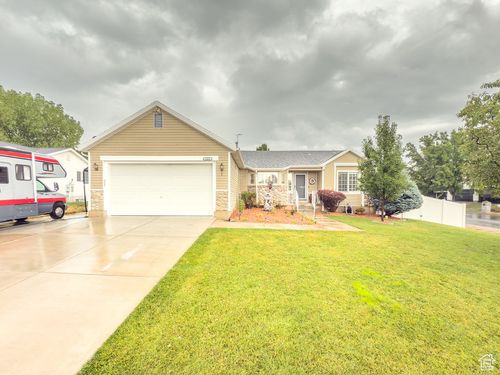 1468 N 125 E, Layton, UT, 84041-2956 | Card Image