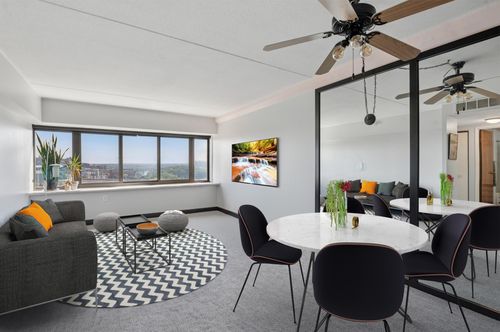 apt-1207-1920 S 1st St, Minneapolis, MN, 55454-1199 | Card Image