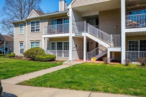 54-54 Lindsey Ct, Franklin Park, NJ, 08823-1528 | Card Image