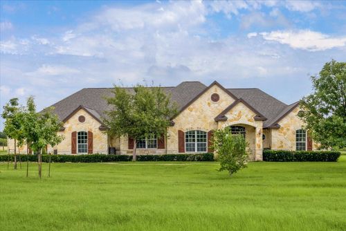 144 Escondido Dr, Del Valle, TX, 78617-5622 | Card Image