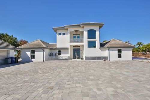 7816 Sanderling Road, Sarasota, FL, 34242 | Card Image