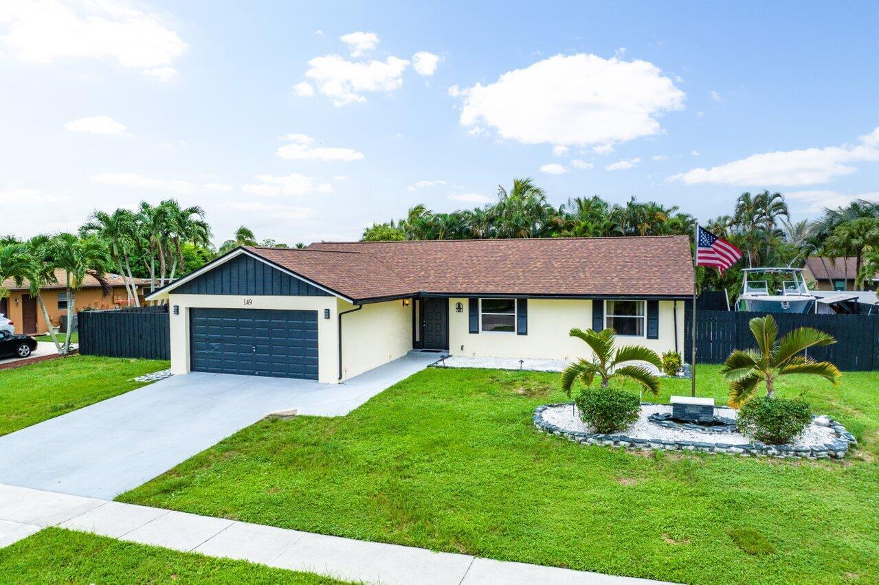 Valencia St, Royal Palm Beach, FL 33411
