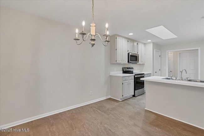 kitchenette | Image 36