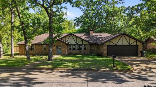 2225 Heather Ln, Tyler, TX, 75703-1918 | Card Image