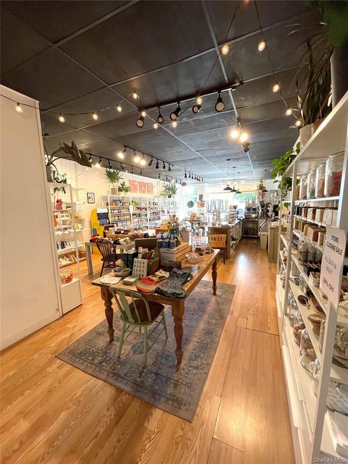 510 Montauk Highway, Brookhaven, NY, 11941 | Card Image