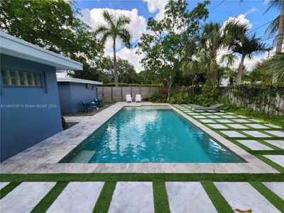 900 Sw 10th Ter, House other with 3 bedrooms, 2 bathrooms and null parking in Fort Lauderdale FL | Image 1