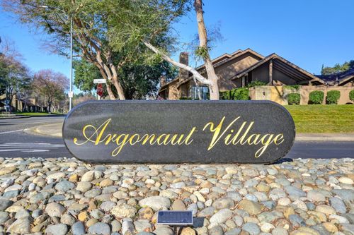 1954 D O Mills Court, Gold River, CA, 95670 | Card Image