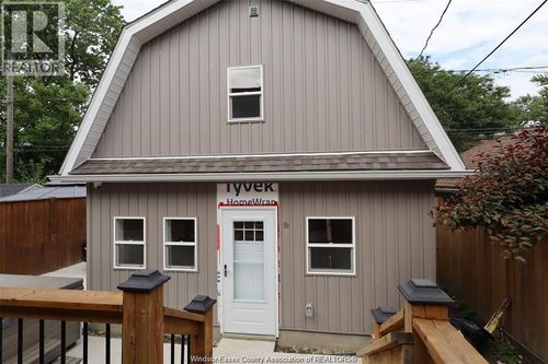 1228 Dougall Ave, Windsor, ON, N8X1R3 | Card Image