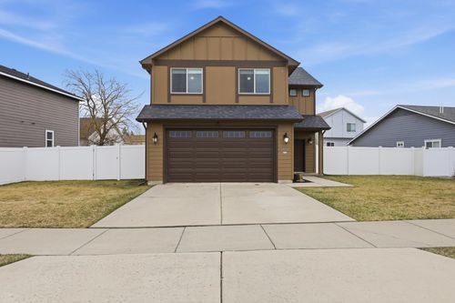 13507 W 10th Ave, Airway Heights, WA, 99001-5182 | Card Image