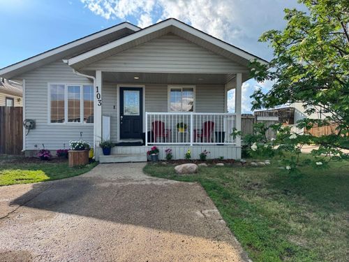 103 Wolf Way, Fort Mcmurray, AB, T9H5G6 | Card Image