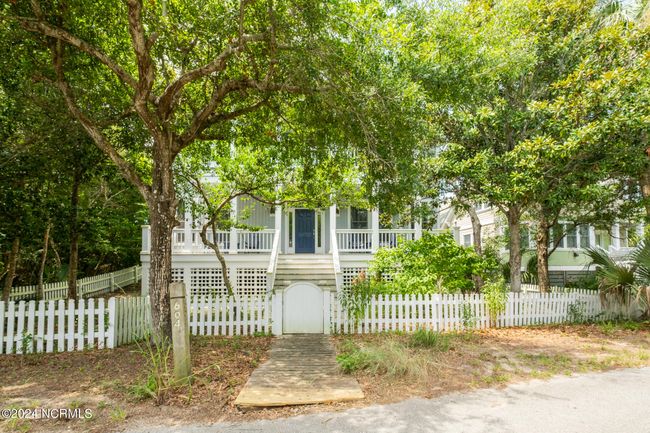 WHITE PICKET FENCES OF CAPE FEAR STATION | Image 37