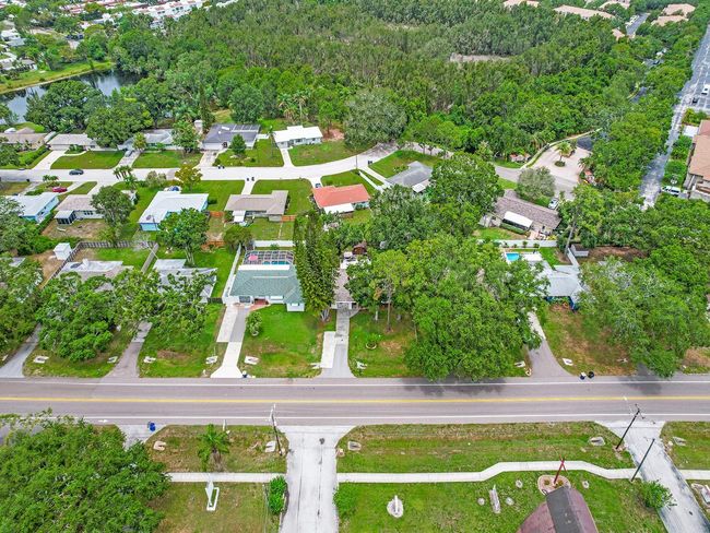 2160 Ne Coachman Rd, House other with 3 bedrooms, 2 bathrooms and null parking in Clearwater FL | Image 40