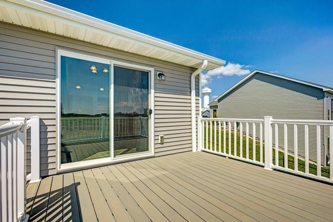 Deck | Image 25
