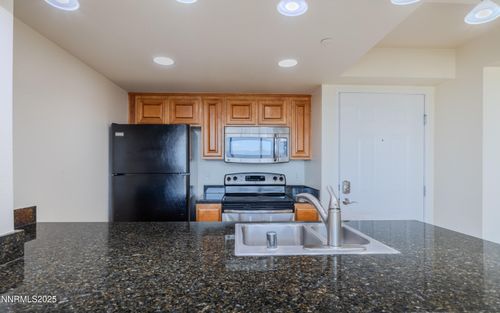 unit-1009-450 N Arlington Ave, Reno, NV, 89503-4736 | Card Image