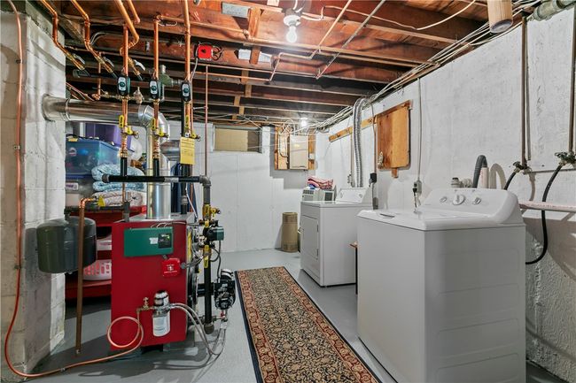 9 Continental Dr, House other with 3 bedrooms, 3 bathrooms and 3 parking in Middletown RI | Image 37