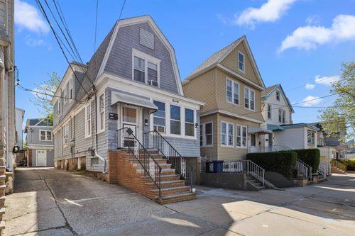 3-90 W 43rd St, Bayonne, NJ, 07002-2006 | Card Image