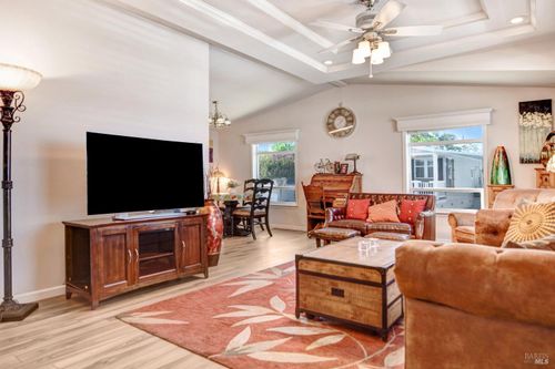 317 Tammy Way, Napa, CA, 94558 | Card Image