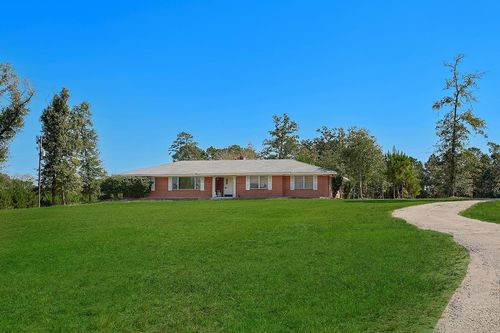 7185 State Highway 75 S, Huntsville, TX, 77340-7283 | Card Image