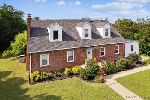 1210 E 15th Street, Ada, OK, 74820 | Card Image