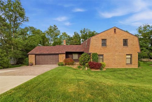 124 Windsor Ct, Monroeville, PA, 15146-4311 | Card Image