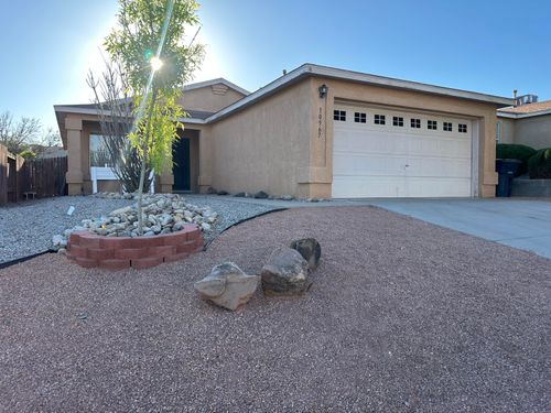 10567 Monte Rosso Pl Nw, Albuquerque, NM, 87114-3879 | Card Image