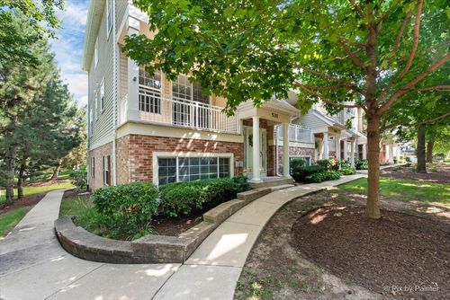 531 Pheasant Trl, St. Charles, IL, 60174-8845 | Card Image