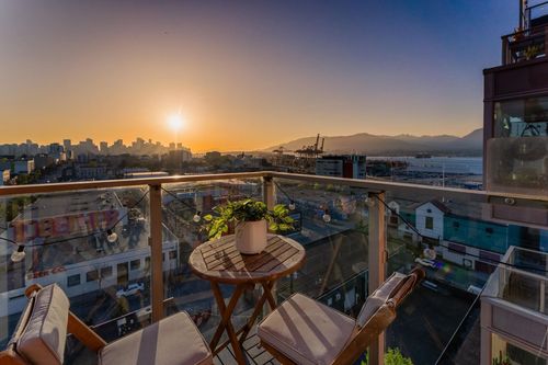 1001-933 E Hastings St, Vancouver, BC, V6A0G6 | Card Image