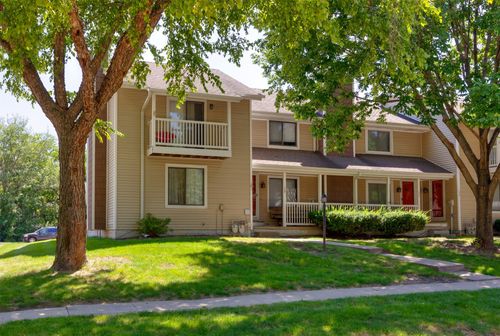 181 52nd St, West Des Moines, IA, 50265-2883 | Card Image
