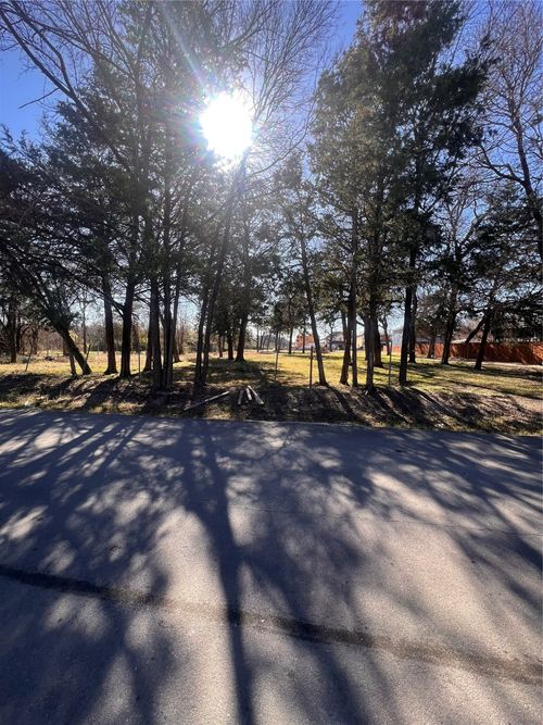 8914 Wadlington Ave, Dallas, TX, 75217-3421 | Card Image