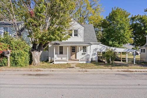 1311 Lyle Ave, STAUNTON, VA, 24401-2013 | Card Image