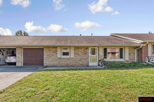 117 Martin St, Le Sueur, MN, 56058-1317 | Card Image