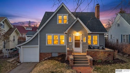 5812 Pacific Street, Omaha, NE, 68106 | Card Image