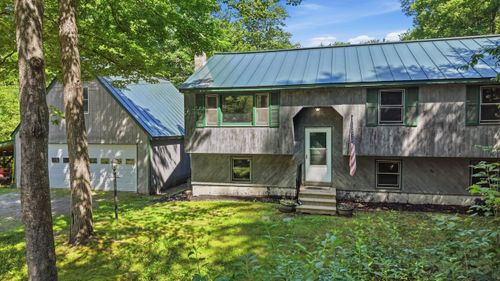 21 Evergreen Dr, Goffstown, NH, 03045-1637 | Card Image
