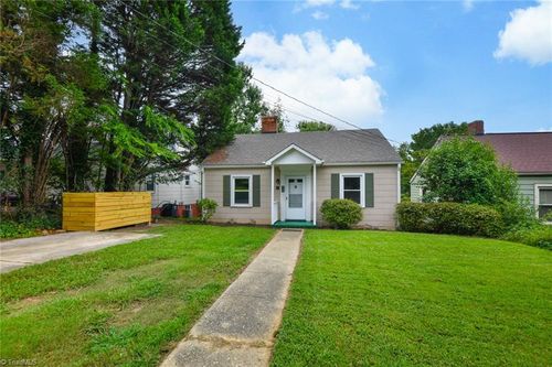 603 S Chapman St, Greensboro, NC, 27403-2219 | Card Image