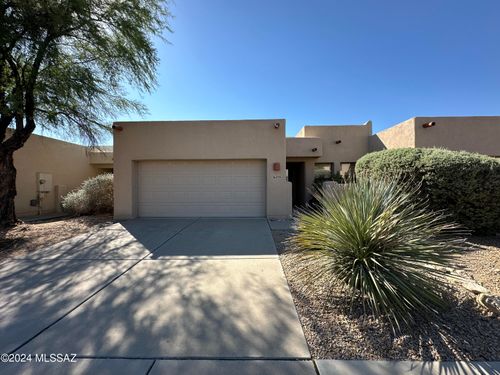 8435 N Hanks Place, Tucson, AZ, 85704 | Card Image