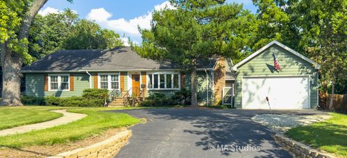 1219 Golf Ln, Wheaton, IL, 60189-6302 | Card Image