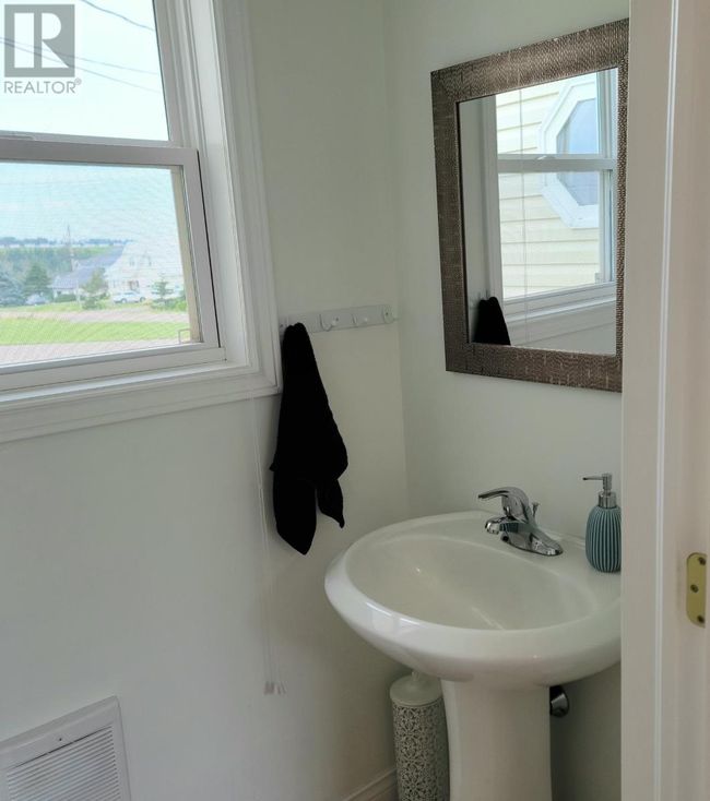 147 Lantern Hill Dr, House other with 5 bedrooms, 3 bathrooms and null parking in North Rustico PE | Image 5