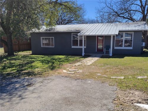 415 8th St, Bandera, TX, 78003 | Card Image