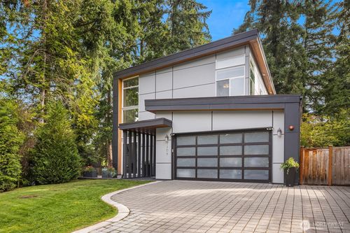 3208 89th Pl Se, Mercer Island, WA, 98040-3117 | Card Image