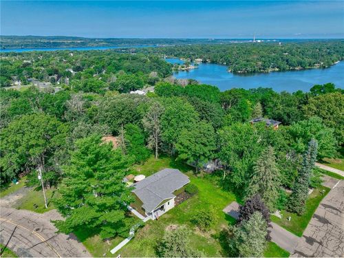 1109 Saint Croix Hts, Hudson, WI, 54016-1409 | Card Image
