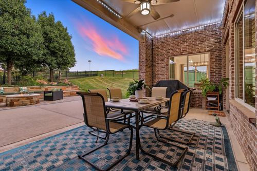 9009 Landmark Ln, Denton, TX, 76207-6748 | Card Image